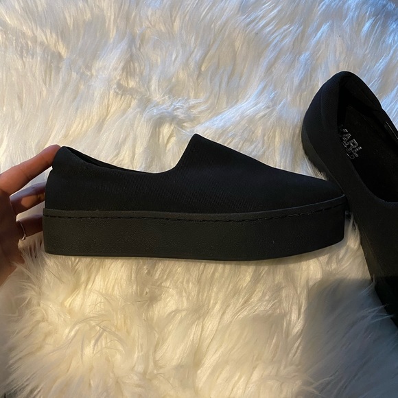 Karl Lagerfeld platform slip on - Picture 2 of 6